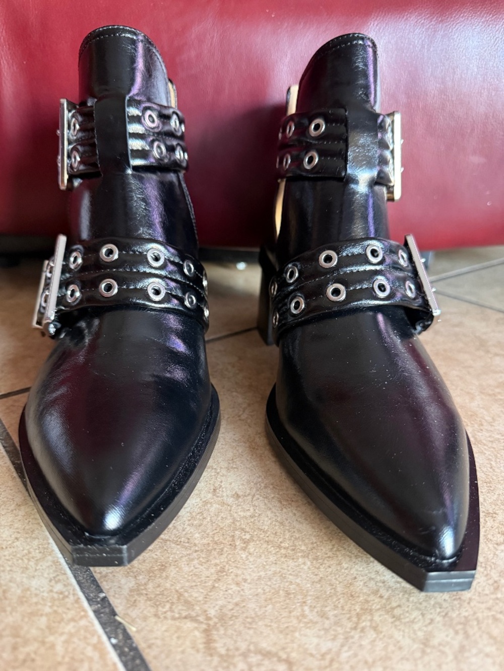 GET THEM::  Steve Madden Black Leather Gatewood Buckle Booties SZ 10M Orig. $150